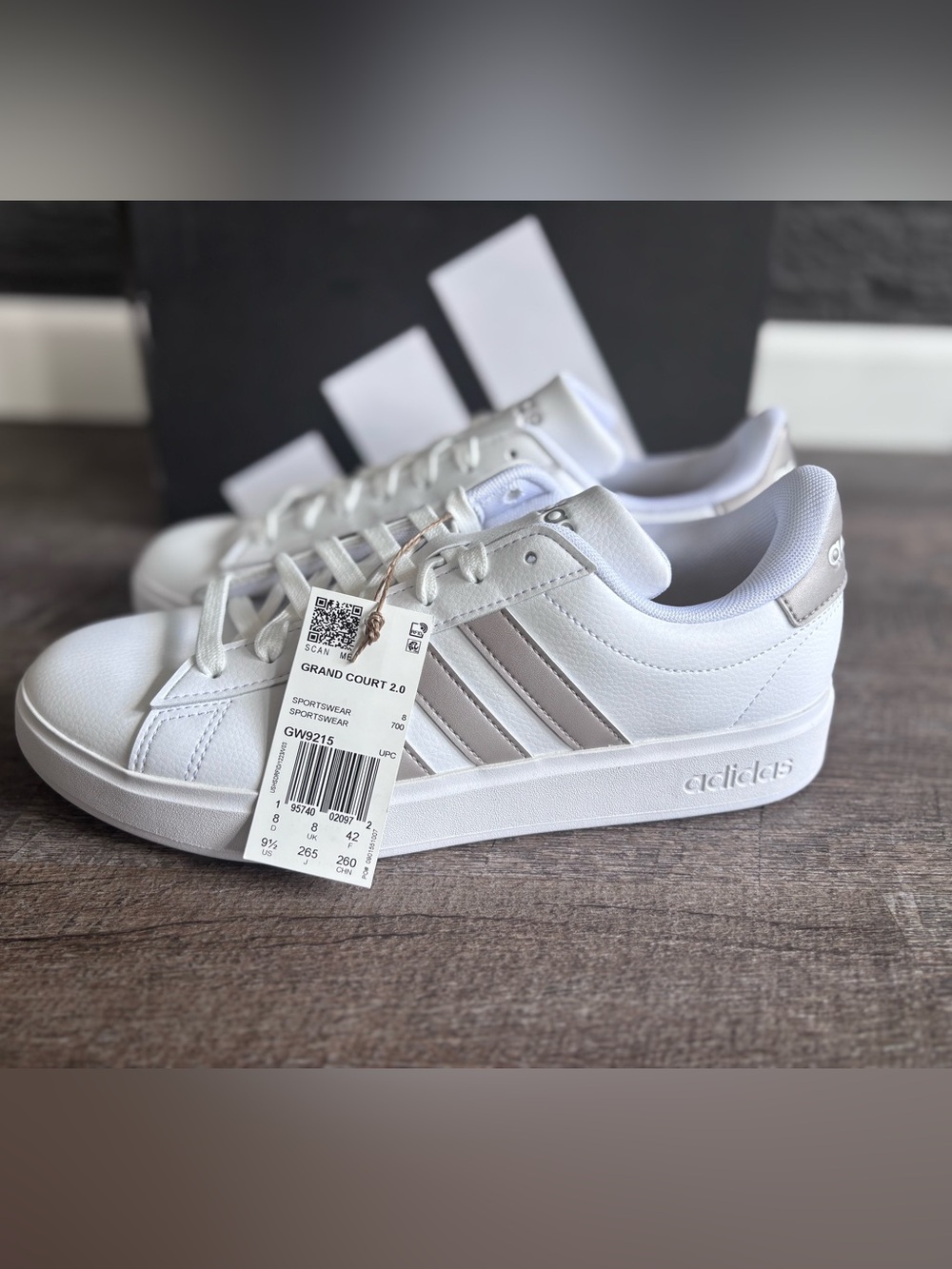 New! adidas Women's Grand Court 2.0 White Sneakers with Metallic Beige 9.5 - Picture 7 of 10